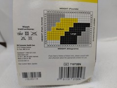 3M 71072EN Pattern FUTURO Pattern Tights, 71072EN, Medium 2 pack damaged packagi