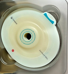 Coloplast 16481 SenSura Mio Convex Light Ostomy Barriers 5/8″-1 3/16“ -(5/Box)