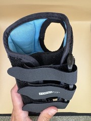 Ossur Formfit Wrist & Forearm Brace for Left Hand – Black – Size Adult Small