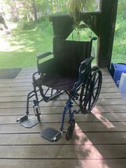 Drive Medical SSP118FA-SF Sport Wheelchair