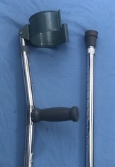 Midline Adj Adult Aluminum Forearm Crutches Vinyl Coated Contoured Arm – 250 LBS