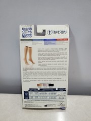 Truform 20-30 Below Knee Compression Stockings Closed Toe Beige Size Large 8865L