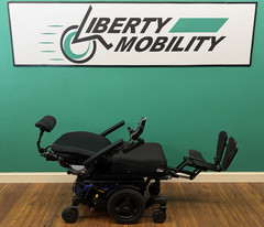 2024 Quantum EDGE 3 Stretto w/ Elevate, Tilt, Recline & Legs ~ Lights* #LM7620