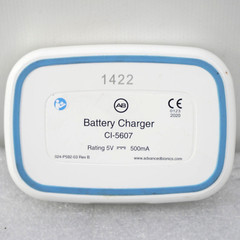 AB ADVANCED BIONICS M BATTERY CHARGER NAÍDA CL-5607 *CHARGER ONLY* T12-D5