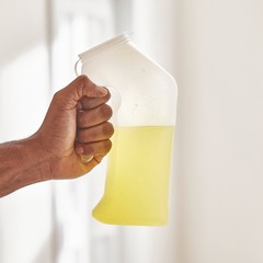 McKesson Male Urinal Urine Pee Bottle With Cover Lid 32 oz 1000 mL Pack of 12