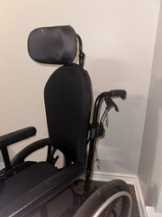 Ki Mobility Liberty FT Tilt-in-Space Wheelchair – ONE SET OF FOOTRESTS