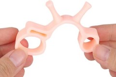 2-4pcs Hallux Valgus Silicone Toe Corrector Separator Spacer Avoid Toe Squeezing