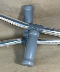 Midline Adj Adult Aluminum Forearm Crutches Vinyl Coated Contoured Arm – 250 LBS