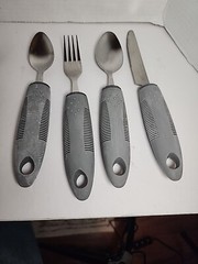 Good Grips Large Handle Silverware 4 pc Set Fork Knife Spoon Disability Adaptive