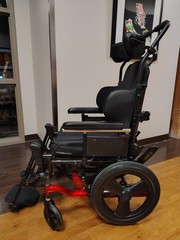 Ki Focus CR Tilt In Space Manual Wheelchair Elevating Leg Rests Adult Stroller