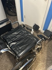 Drive Medical Sentra EC Bariatric Wheelchair W/ Elevating Footrests
