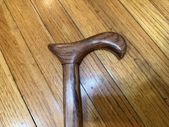 Brazos 34″ Handcrafted „Twisted Oak“ Handcrafted Wood Walking Stick
