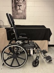 FOR CHARITY:Drive Viper Plus GT 18″ Reclining Wheelchair w Desk Arms pla418rbdda