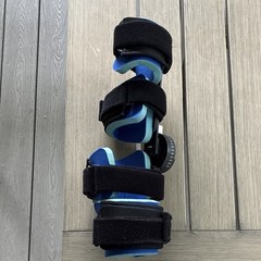 Empi Advance Dynamic ROM Elbow Orthosis Brace Adjustable Black/Blue Unisex