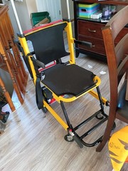 Foldable Sitting Stairlift Chair w/ Safety Belt, 4 Wheels, Yellow/Black Metal