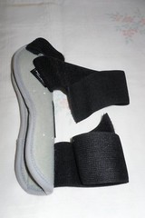 New Abducted Thumb Spica Universal Size Splint Support Brace „New in the box“