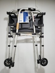 drive rollator f 22 walker with seat