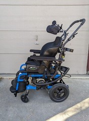 2023 Quickie IRIS SE Tilt in Space Wheelchair 16″w frame