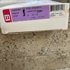 Mediven 22301 Medi ASSURE Thighs W/ TopBand 30-40 mmHg Close Toe Beige Small (b5