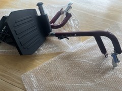 Never Used Aluminum Swing Away Leg/ Foot Rests( 2) For Transport wheelchair