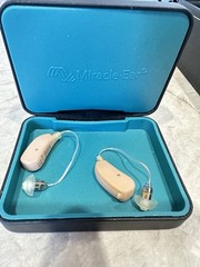Miracle Ear Memini CIC Hearing Aids w Genuis 2.0 Technology Left Right Side Aid