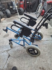 Quickie Iris Tilt in space w/ recline Wheelchair 17″x20″ adj depth