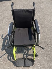 Ki Mobility Catalyst 5x 17×18” Folding Wheels Chair Axiom G