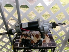 Yang Jing Motor with Transaxle & Brake S/N 001904 # 6218