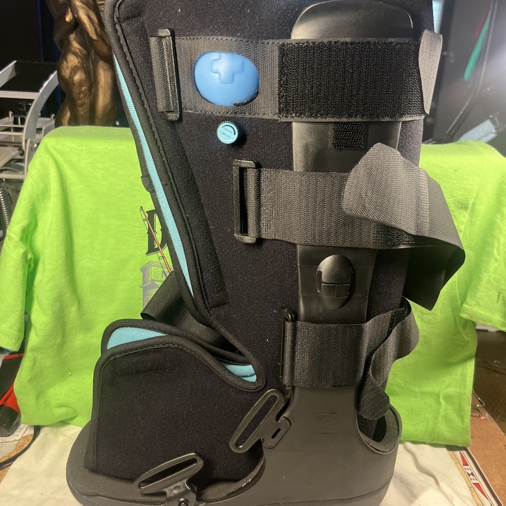 NEW Ossur Form Fit Walking Boot Medium Air Walker/Fracture Brace FREE SHIP