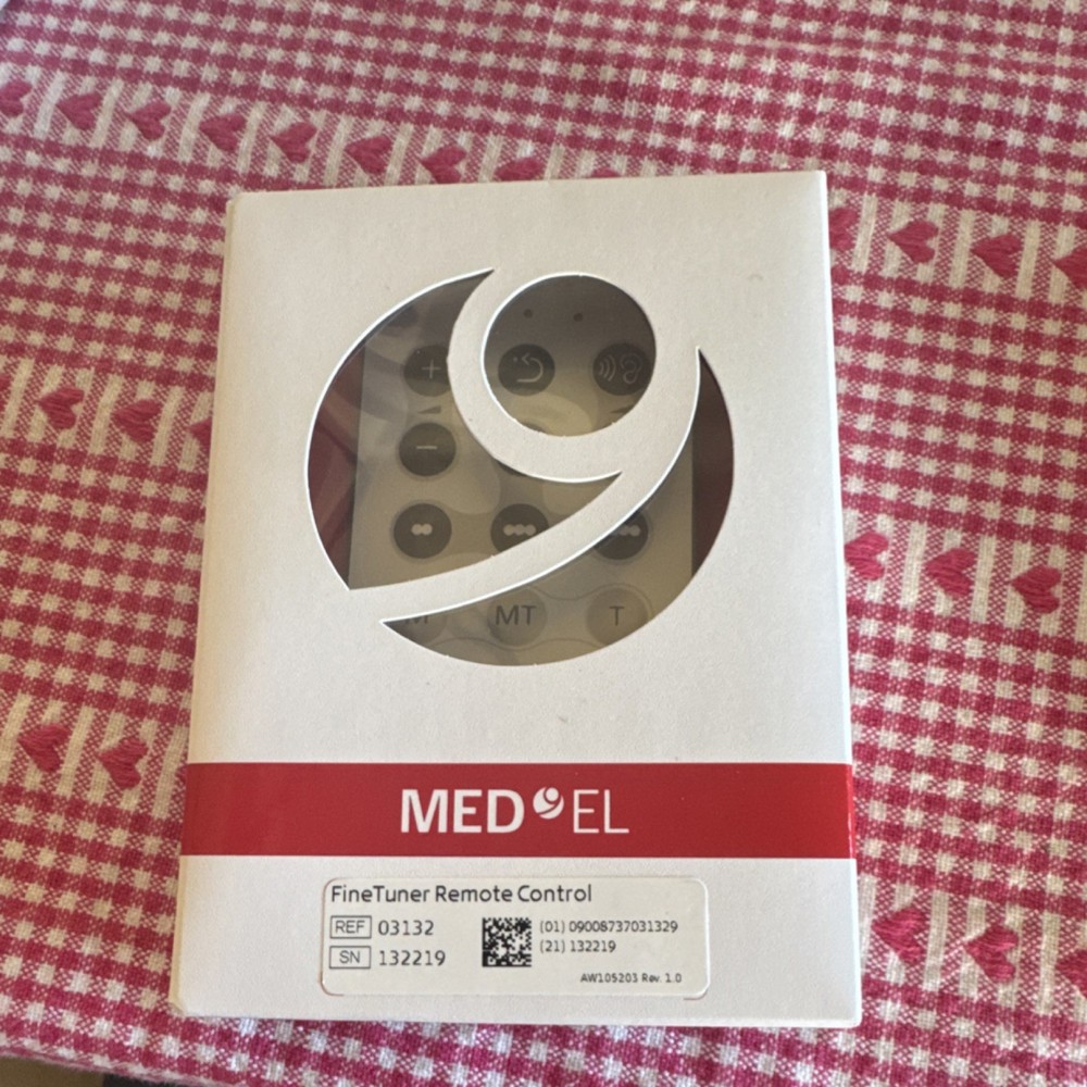 Medel FineTuner Remote Control Adult White Hearing Aid Accessory Ref 03132