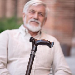 Handcrafted Canes for Men – Ergonomic,Stylish,Wooden Walking Cane