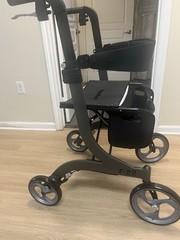 Drive F-22 4-Wheel Rollator Walker w/ Seat, Handbrakes, Bag Foldable Black/Gray