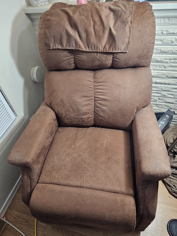 pride mobility lift chair Lc525m