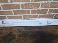 Medline Guardian 24” (61cm) Knurled Grip Chrome Grab Bar