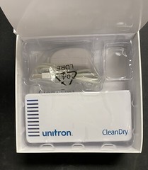 BRAND NEW CleanDry electric hearing aid UV disinfection, drier, and case