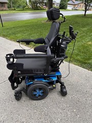 Quantum Edge 3 Stretto Power Wheelchair iLevel 4-Speed New Battery & Charger