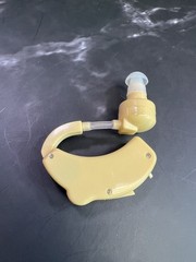 Hearing Aid Elderly Deaf Amplifier BTE Behind Ear, 1 Unit (Beige) UNTESTED