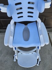Rifton HTS Medium TILT Z120 Mobile Shower Chair Special needs Toilet