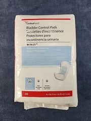 Bladder Control Pads Liner 20ct Pack 4“x10.75“ Moderate Absorbency Unisex u-5C