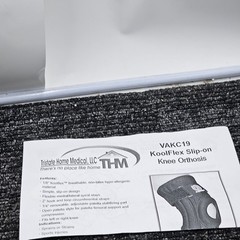 THM VAKC19 XS KoolFlex Slip-on Knee Orthosis / 2″ hook and loop Strap