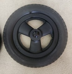 Quickie Iris Tilt in Space Tires with Push Button Release PR1MO 12.5 X 2.25 VGC