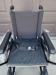 New Ki Mobility Catalyst Cat 5 16”X16″ Folding Wheelchair 16″ X 16″