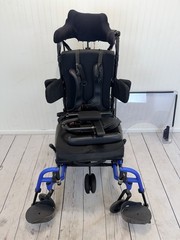 Quickie Iris Tilt in space w/ recline Wheelchair 17″x20″ adj depth