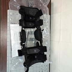 Dr Medical DRMS DUAL OA Reliever Medium Right Knee Brace KB0104-147R-02