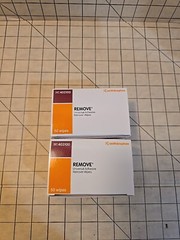 2 Boxes 100 ct. Smith & Nephew 403100 Universal Adhesive Remover Wipes NIB