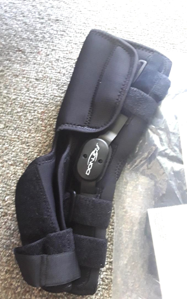 BRAND NEW DONJOY DRYTEX PLAYMAKER WRAP POP XL 11-0759-5