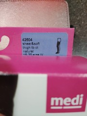 MEDIVEN COMPRESSION STOCKINGS 15-20 NATURAL CLOSED TOE FREE SHIPPING