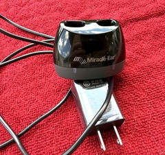 MIRACLE EAR HEARING AIDS MEERENGRY 5 RIC 5W – AS PICTURED – READ DESCRIPTION