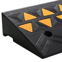 4.3″ Heavy Duty Rubber Driveway Ramp 2 Pack 15 Ton Load Capacity