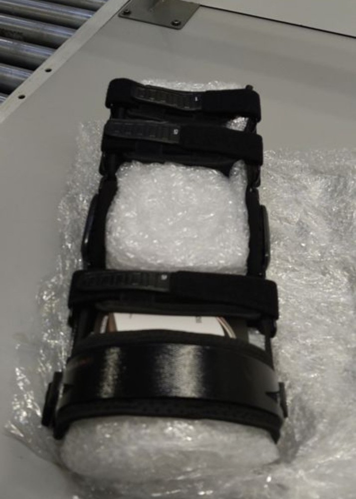 KGOI Knee Brace Size 10 ACL PCL MCL Meniscus Support Black